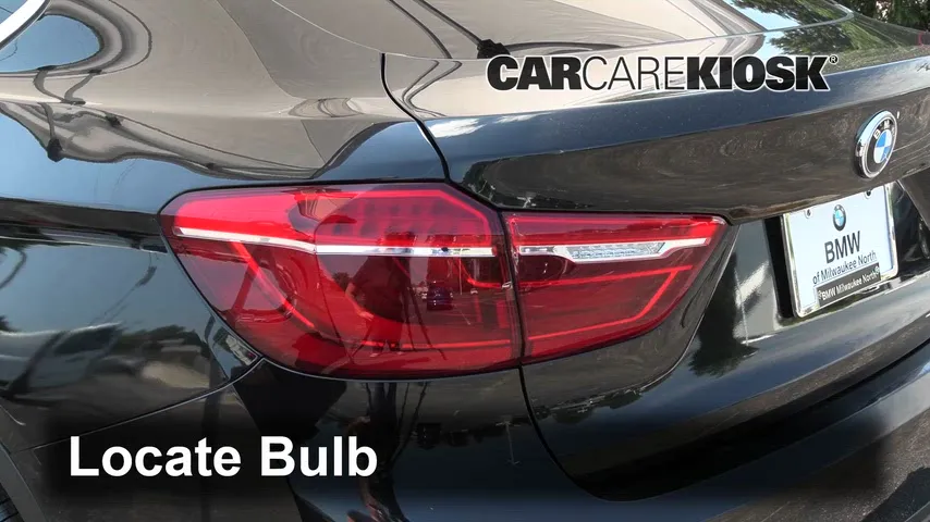 2015 BMW X6 xDrive35i 3.0L 6 Cyl. Turbo Éclairage Feux de position arrière (remplacer ampoule)